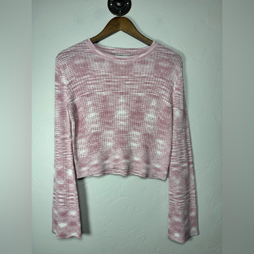 Sincerely Jules Pink and White‎ Knit Top